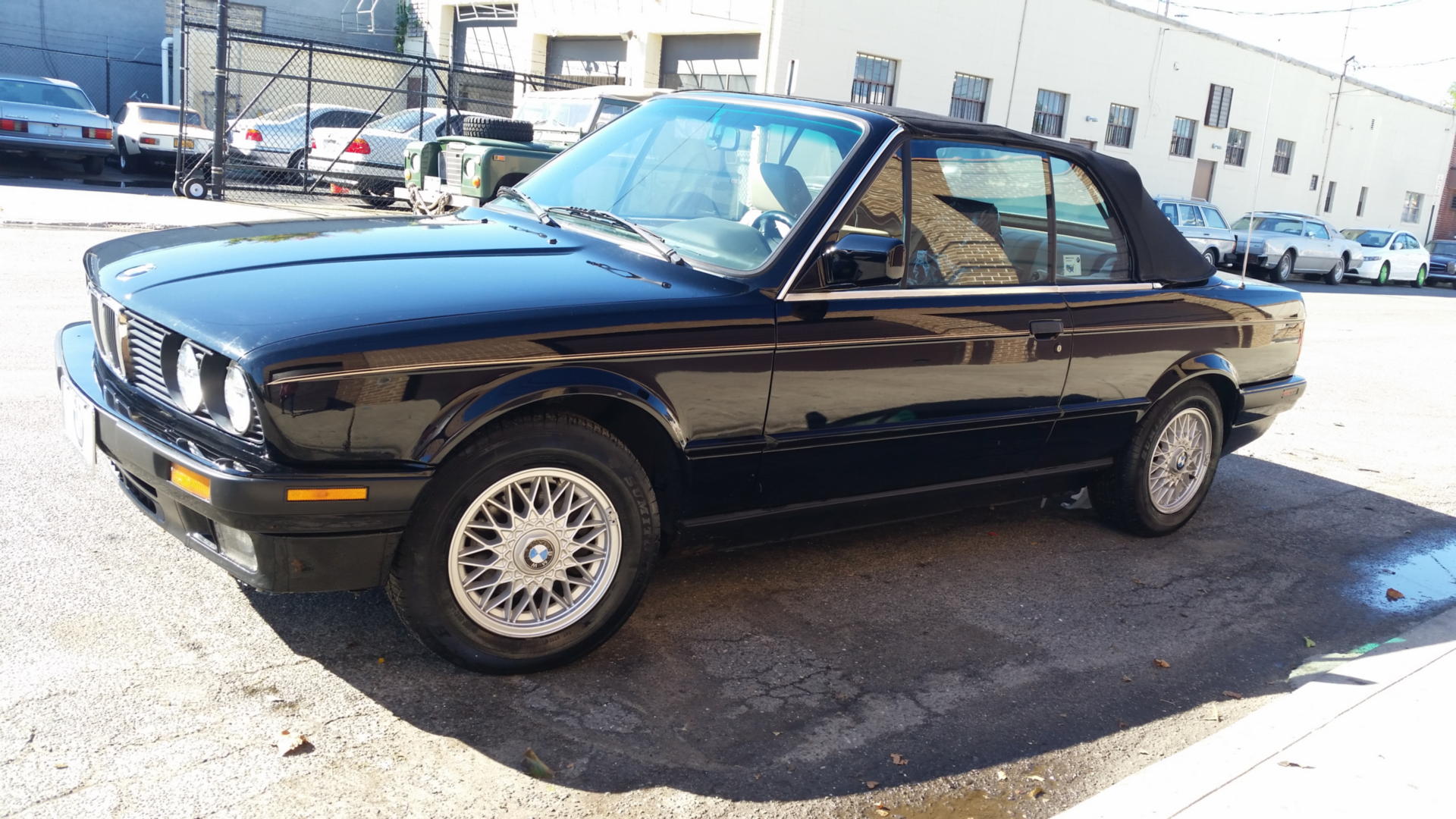 <h3>1991 BMW 325i</h3><a href='http://www.gullwingusa.com/53/1991-bmw-325i-sold/' class='button button-red'>More Details</a></a>