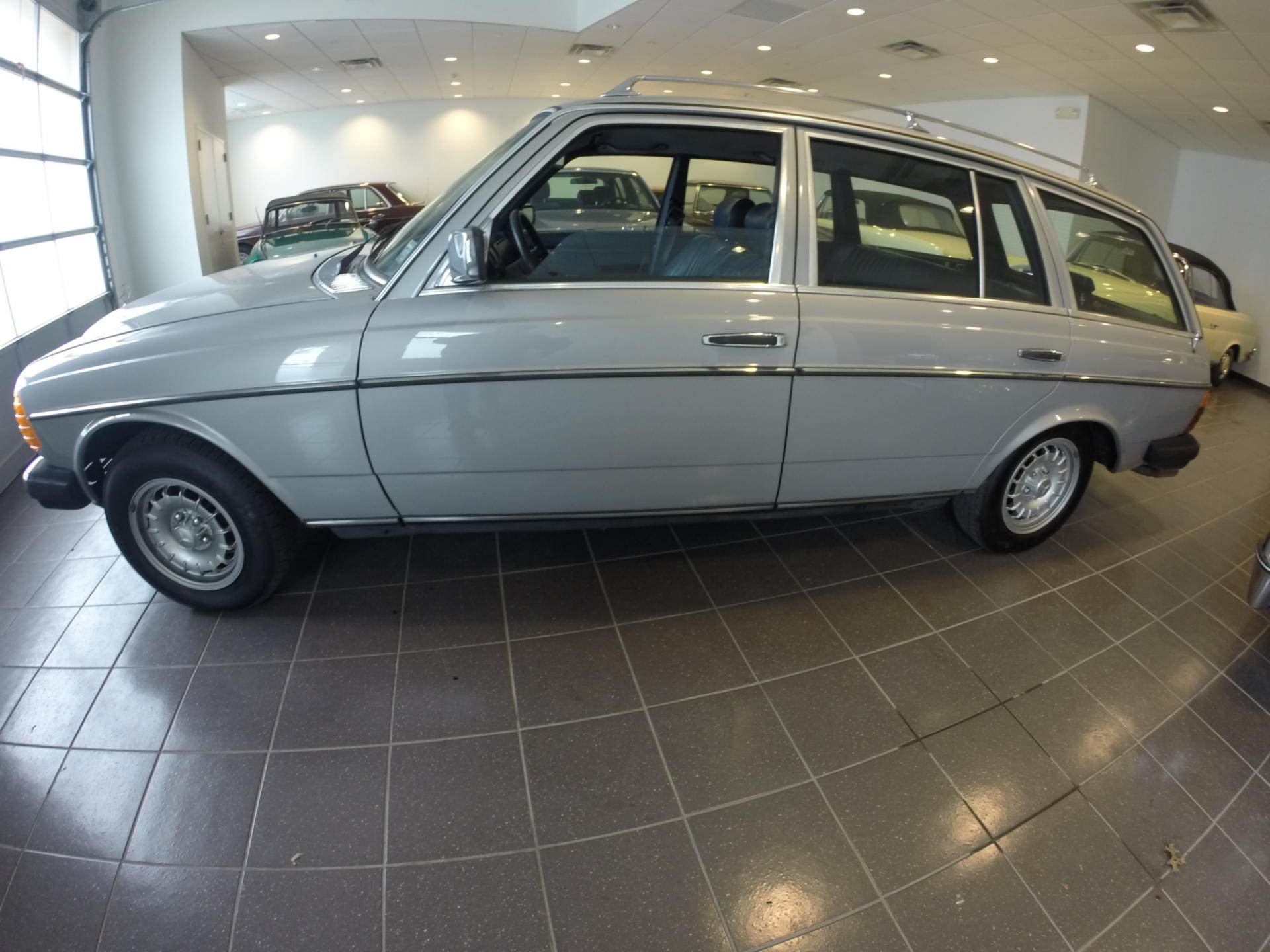 <h3>1980 Mercedes-benz 300TD</h3><a href='https://www.gullwingusa.com/39/1980-mercedes-benz-300td/' class='button button-red'>More Details</a></a>